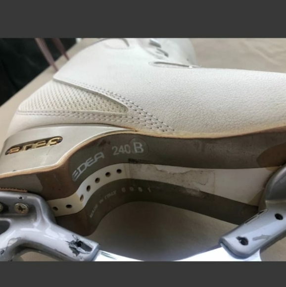 Edea figure skating 240 b just boots - Picture 4 of 4
